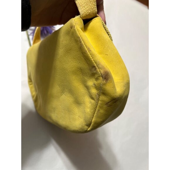Vintage 1960s Yellow Suede & Fabric Handbag With Gold Clasp - Picture 10 of 16